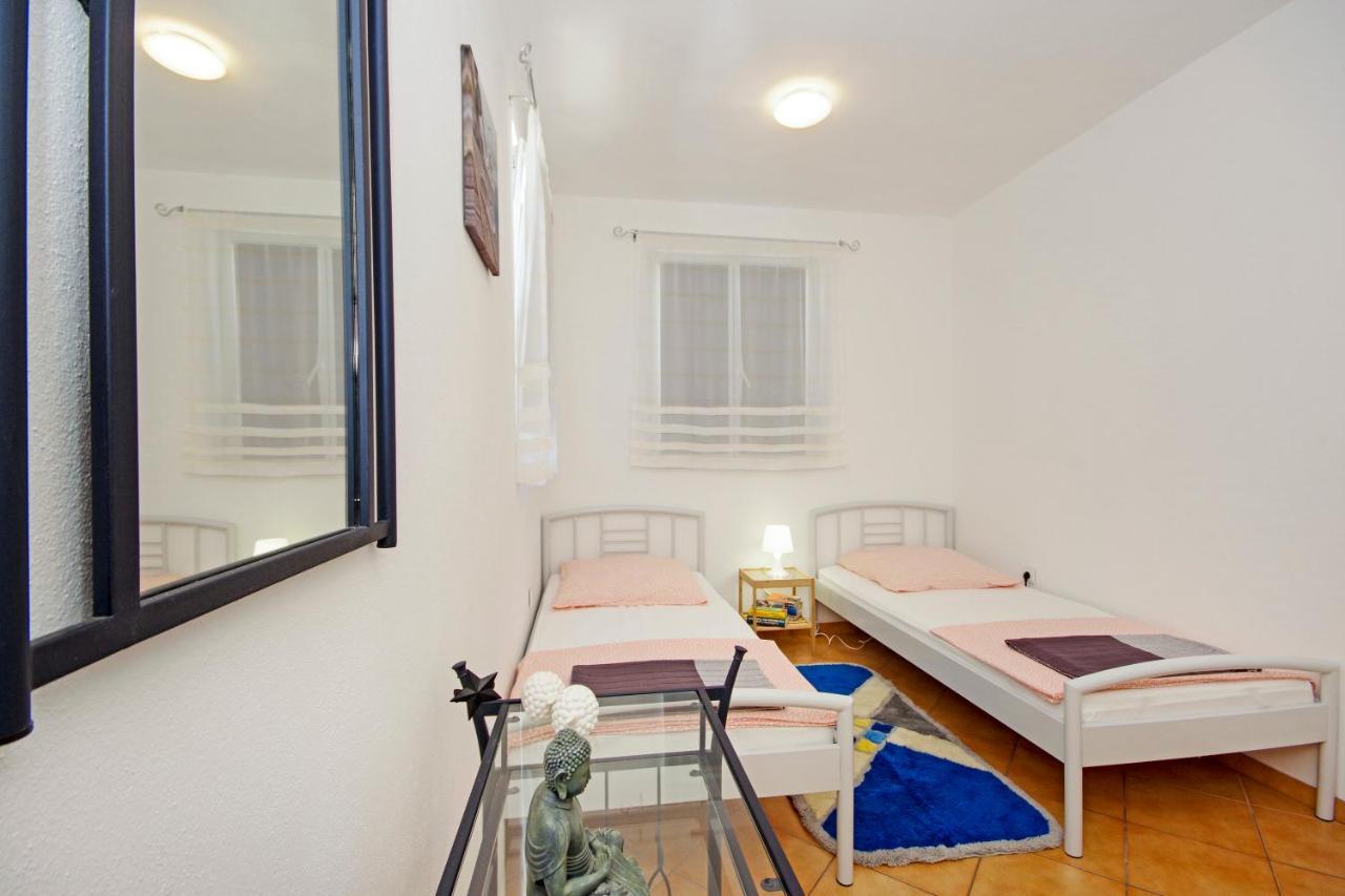 Apartments Silva Sutivan Eksteriør billede